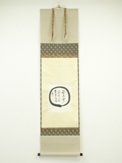 JAPANESE HANGING SCROLL / HAND PAINTED / CALLIGRAPHY